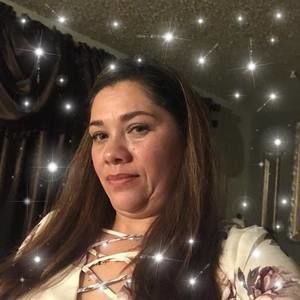 Meet your Posher, Ana